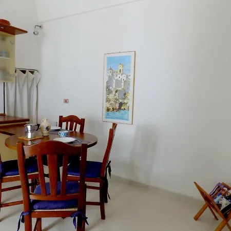 Casetta Nel Cuore Di Polignano Apartment *